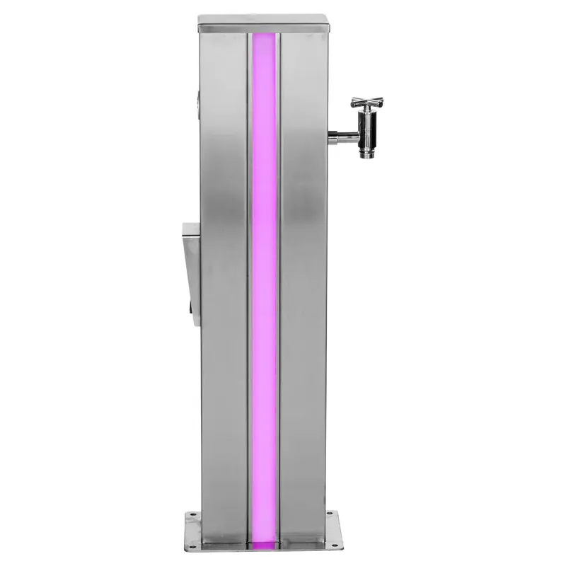 IDEAL Wasser Zapfsäule eckig | Edelstahl geschliffen | Mit Steckdosen & LED-Beleuchtung Angebot