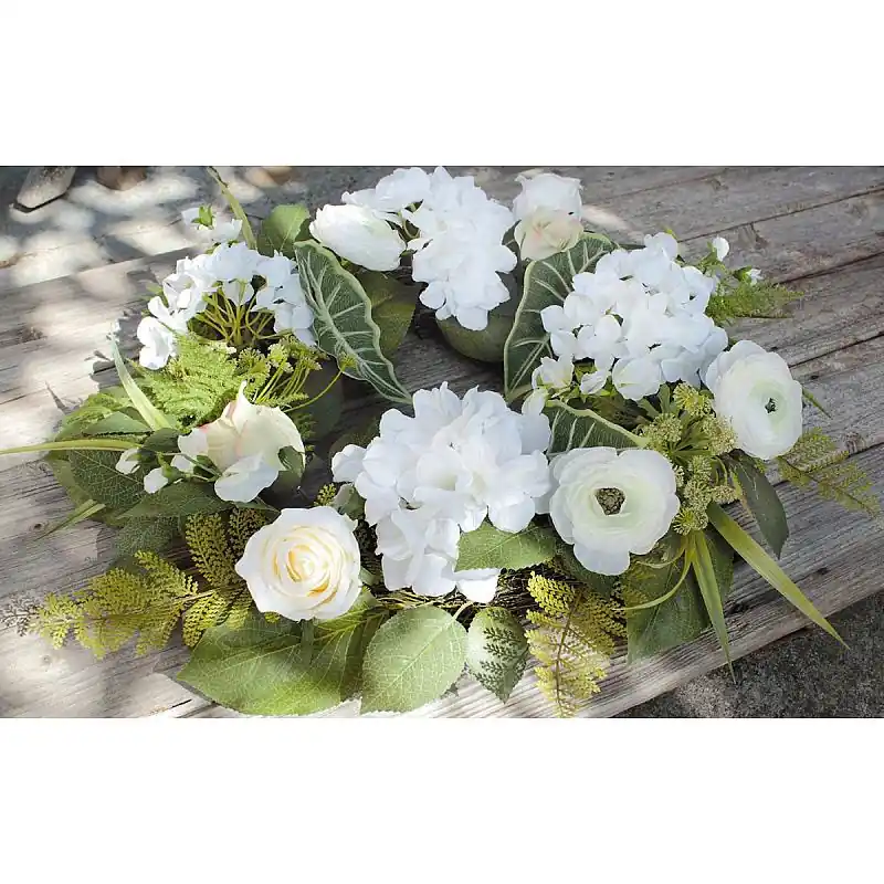 Künstlicher Kranz Ranunkel / Rose / Hortensie, Ø 50 cm, creme-weiß Sonderaktion