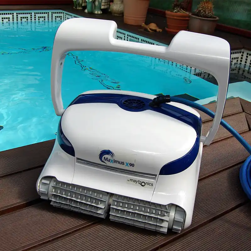 Begrenztes Angebot Schwimmbadreiniger Dolphin X90 PVC-Bürsten