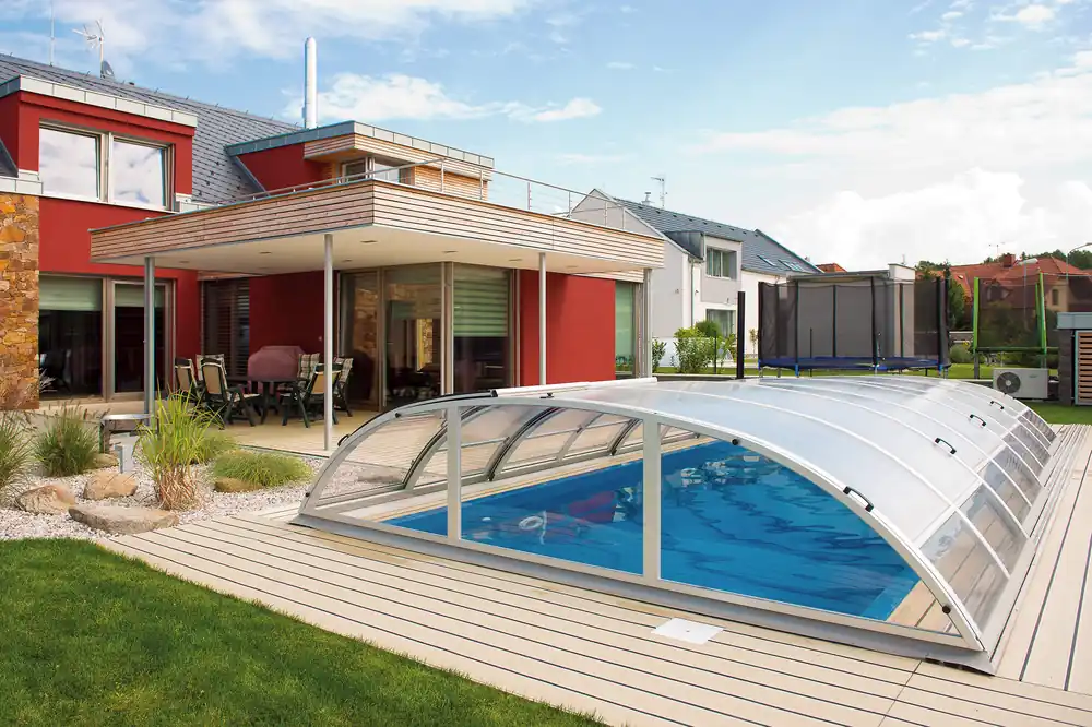 Echt Schwimmbad-Überdachung Mannheim Clear B1 Eloxiert, Seiteneingang rechts