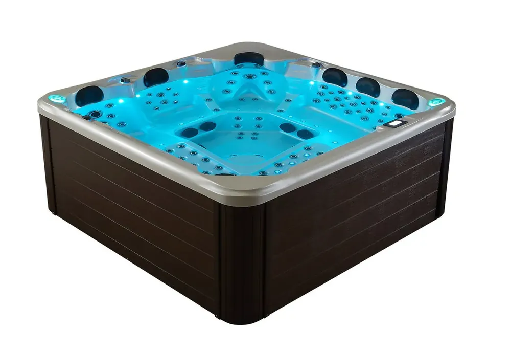Whirlpool Modell Bremen | Outdoor | bis 6 Personen | 1200 Liter Sale